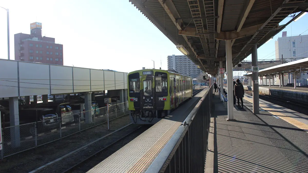 Hitachinaka Seaside Railway Minato Line Kiha 11 diesel railcar departing Katsuta Station